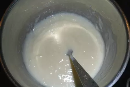 Вафельные трубочки с сливочно-ванильным кремом и шоколадом "любимый десерт императора": шаг 4