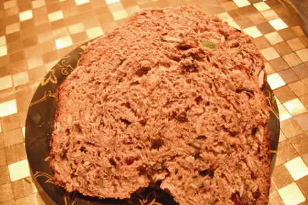 Хлеб из цельнозерновой муки с семенами и цукатами /для хп/: шаг 4