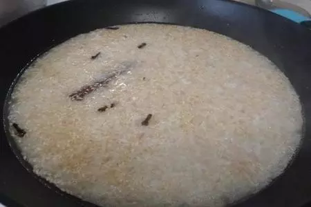 Рис с морковью и кокосовым орехом (гаджар пулау): шаг 7