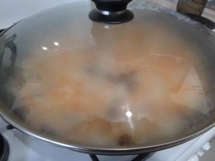 Рис с морковью и кокосовым орехом (гаджар пулау): шаг 9