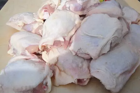 Курица на гриле под банановым соусом: шаг 1