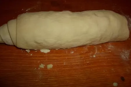 Закусочные завитушки с сырокопченным беконом и сыром: шаг 3