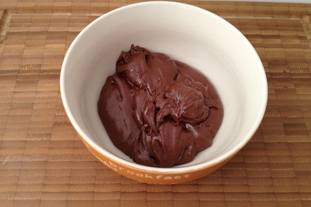 Шоколадно-фисташковые пирожные: шаг 17