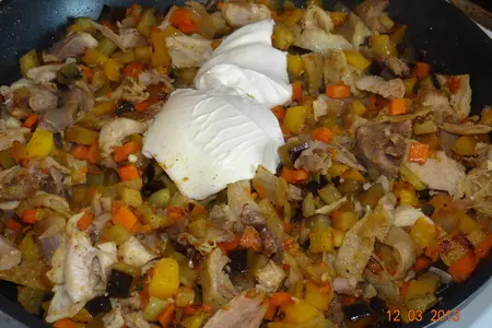 «завёртыши» с начинкой из курицы с овощами: шаг 4