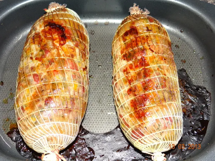 Рулет закусочный из курицы и индейки: шаг 7