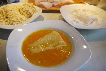 Жареная рыба по-милански: шаг 2