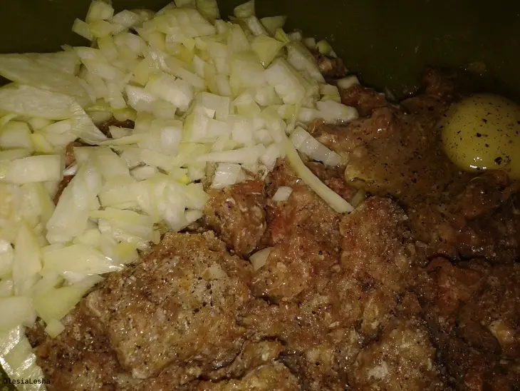 "голубец"...мясной рулет под нежным сливочным соусом))): шаг 1