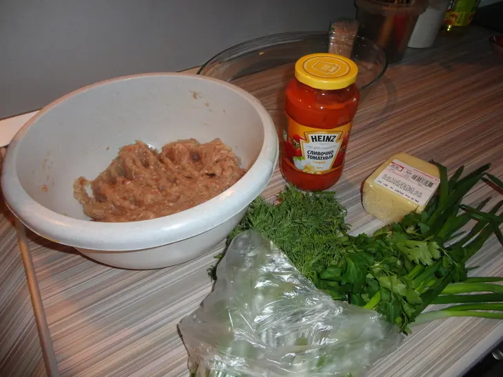 Конкильони со свининой запеченые под сыром: шаг 1