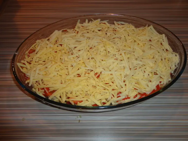 Конкильони со свининой запеченые под сыром: шаг 3