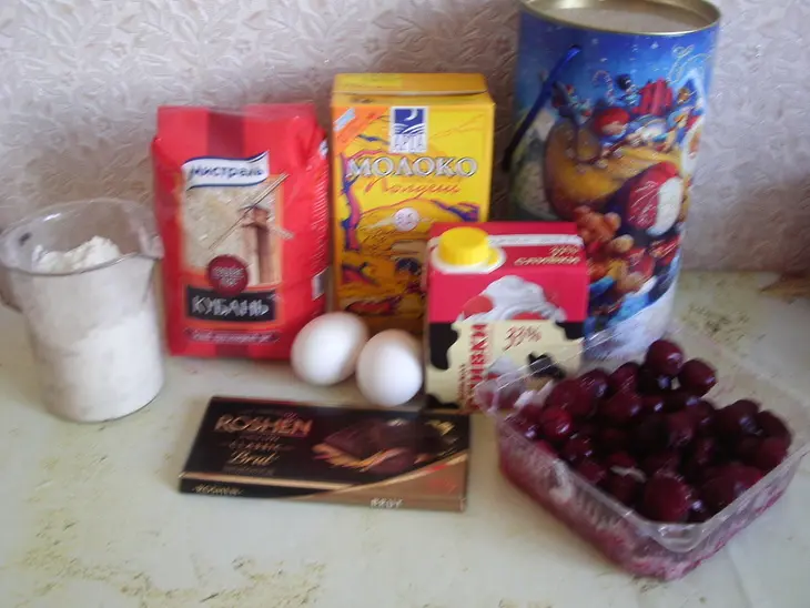 Роллы блинные «цветок сакуры».: шаг 1