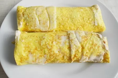 Блинные рулеты со сливочным муссом и абрикосами.: шаг 7