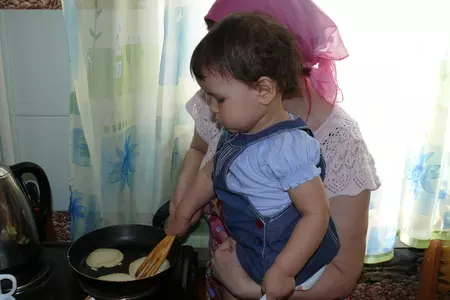 Бабушкины блинчики для внученьки сони.: шаг 3