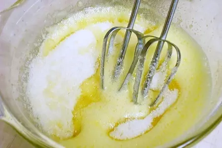 Манник со сметанным лимонно-лавандовым кремом: шаг 2