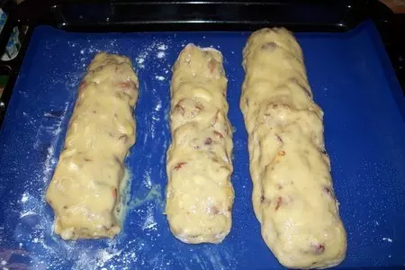 Лимонные бискотти с орехами, семечками и сухофруктами: шаг 1