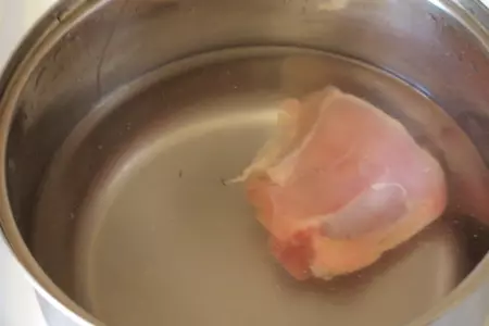 Щи весенние  с рисом и щавелем: шаг 2