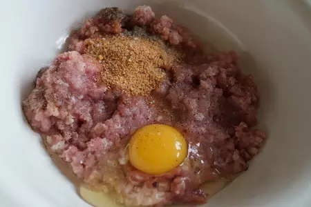 Запеканка с мясным фаршем и брокколи: шаг 1