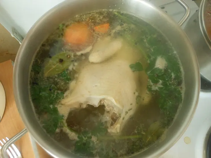 Пирожки с печенью в бульоне: шаг 1