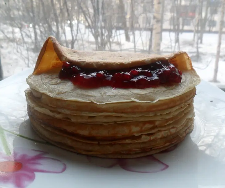 Заварные овсяные блины с "дикой брусникой": шаг 6