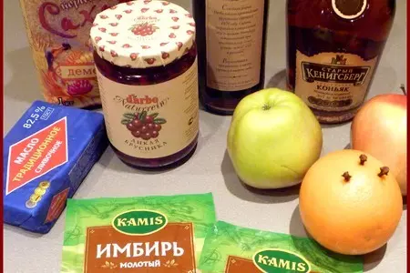 Яблоки карамелизированные с брусничным соусом: шаг 1
