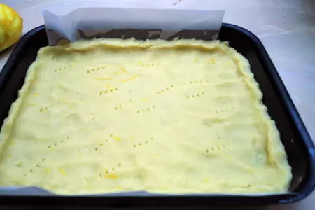Нежный лимонный пирог. лимонные ломтики.: шаг 3