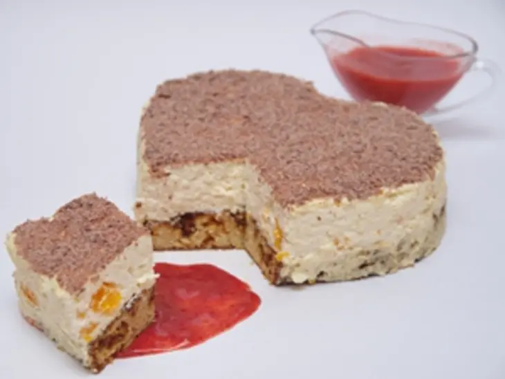Сливочно-рисовый торт с мандаринами и клубничным соусом: шаг 13