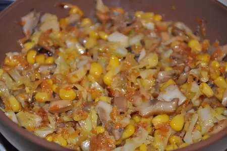 Жареные вареники с капустой и грибами: шаг 2