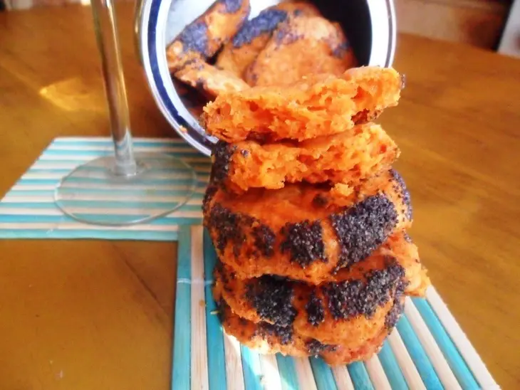 Сырное печенье с паприкой и маком: шаг 8