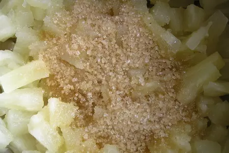Торт-безе с ананасами и кокосовым заварным кремом: шаг 3