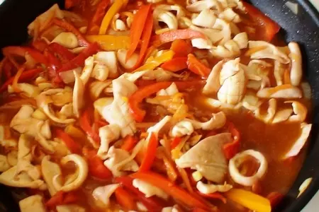 Кальмары с овощами по- корейски: шаг 7
