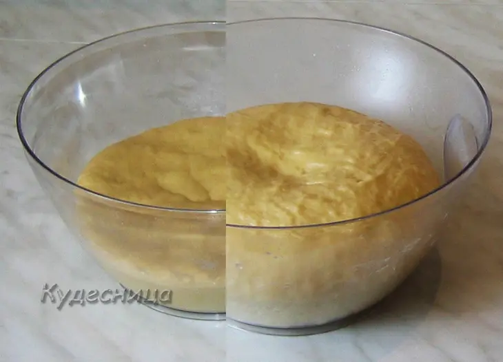 Шаньга с  брусникой: шаг 3