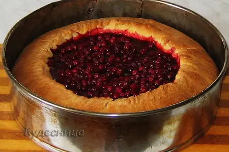 Шаньга с  брусникой: шаг 6