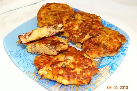 Картофельные драники с морепродуктами: шаг 6