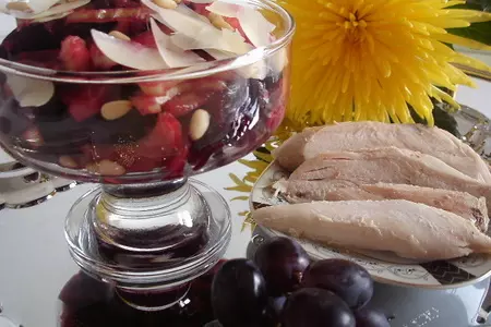 Салат из маринованной  свеклы с сельдереем и фруктами: шаг 8