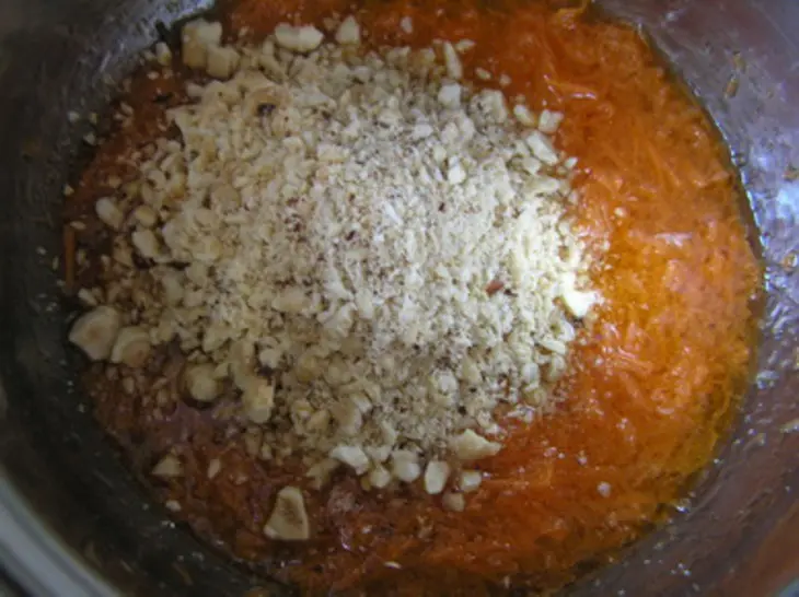 Морковные кексы с фундуком (постные): шаг 2