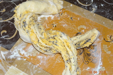 Сырные слоёные булочки с маком: шаг 4