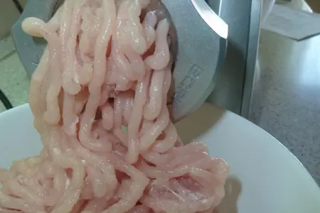 Ветчина куриная, диетическая, самая простая, но невозможно вкусная: шаг 1