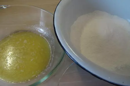 Французские пирожные мадленки или моя ода миксеру kitchen aid: шаг 1