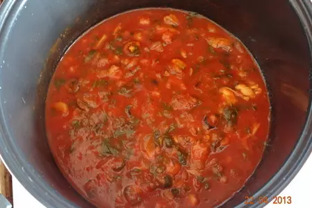 Паста из мяса мидий и креветок в мультиварке: шаг 6