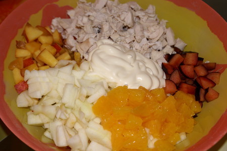 Салат с фруктами и куриной грудкой: шаг 1