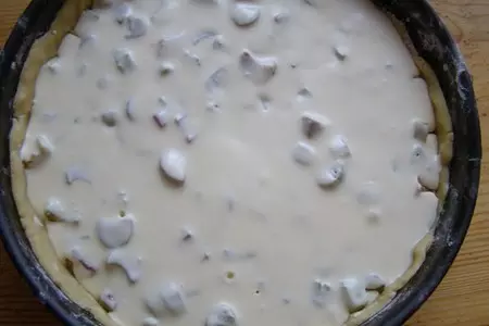 Ревеневый пирог с творогом и безе: шаг 4