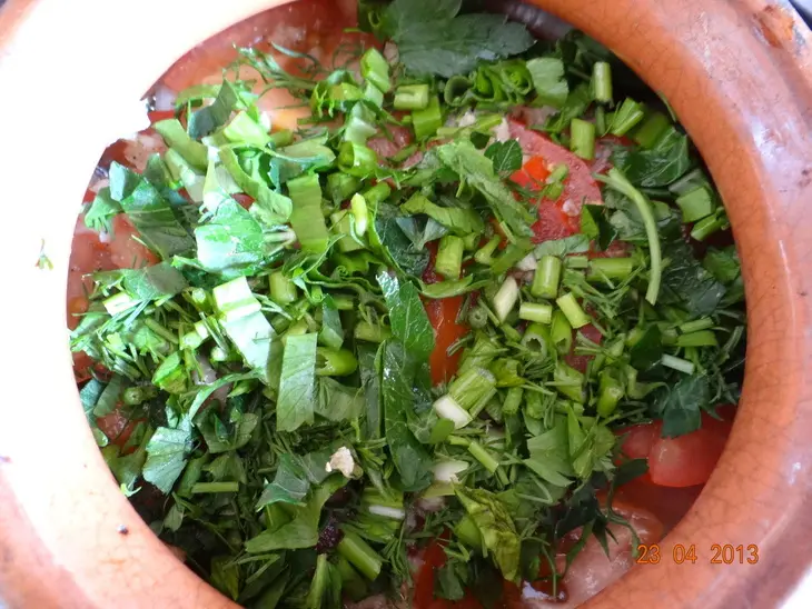 Жаркое из куриных сердец с гречкой и овощами под пикантной заливкой: шаг 7