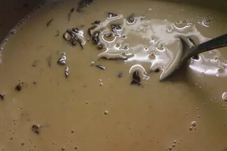 Медовая панна котта с черносливом и шоколадом: шаг 2