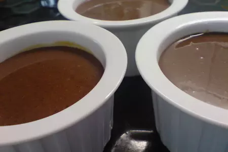 Медовая панна котта с черносливом и шоколадом: шаг 5