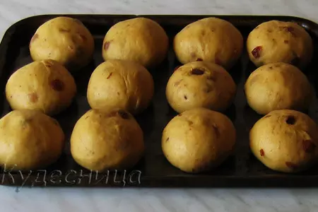 Крестовые булочки: шаг 5