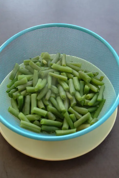 Салат из утки со стручковой фасолью и рукколой: шаг 10