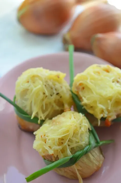 Луковые чашечки с пшеничной крупой: шаг 9