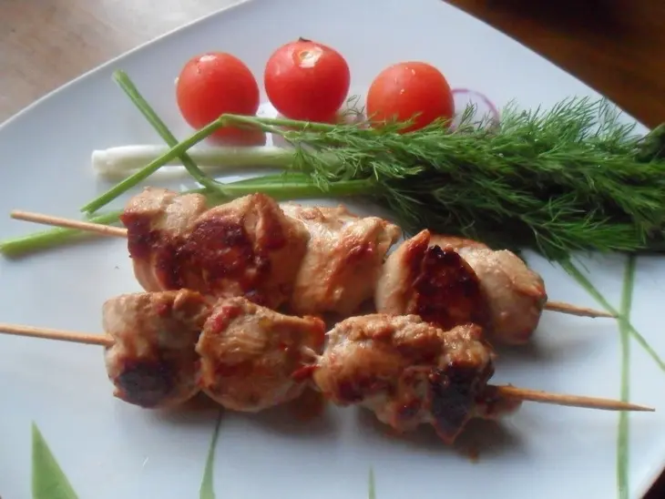 Куриные шашлычки на шпажках: шаг 6