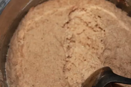 Ржаной хлеб на закваске с сухофруктами и орешками: шаг 2