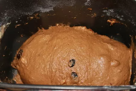 Ржаной хлеб на закваске с сухофруктами и орешками: шаг 5