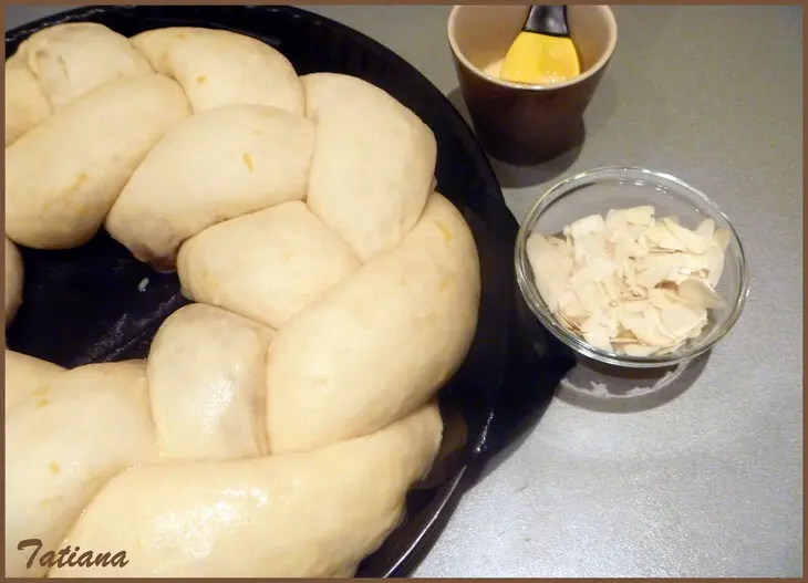 Плетёный венок,миндально-марципановый: шаг 11